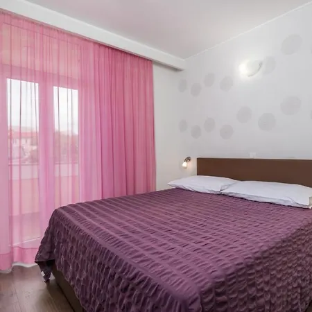 Eda * Baska (Krk)